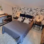 Rouquier, Vue Panoramique, Et Port De Sete, Climatise, Jacuzzi