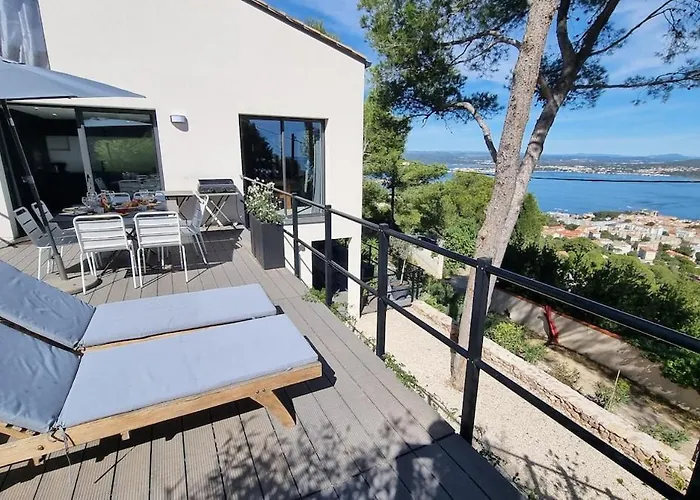 Rouquier, Vue Panoramique, Et Port De Sete, Climatise, Jacuzzi * Sète
