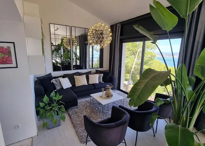 Villa Rouquier, Vue Panoramique, Et Port De Sete, Climatise, Jacuzzi Sète